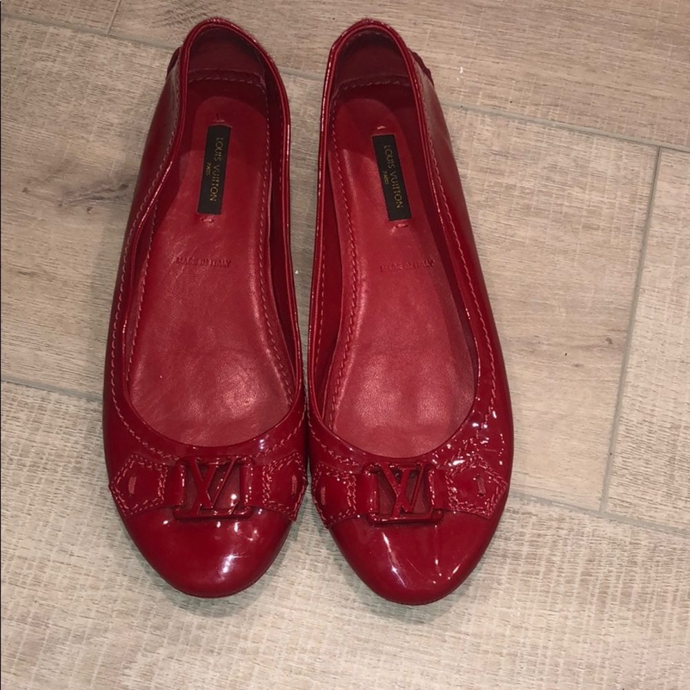 Louis Vuitton red flats!!